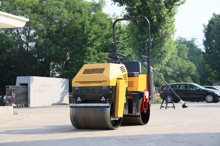 “明星款”小型壓路機(jī)，讓大家的選擇不再“迷路”！